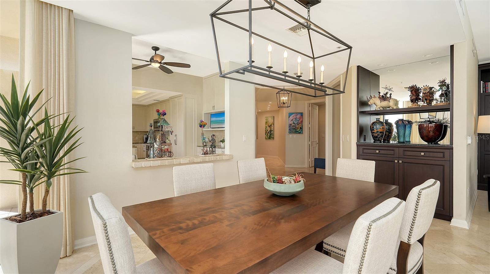 Image 22 of 67 For 435 L Ambiance Drive L707