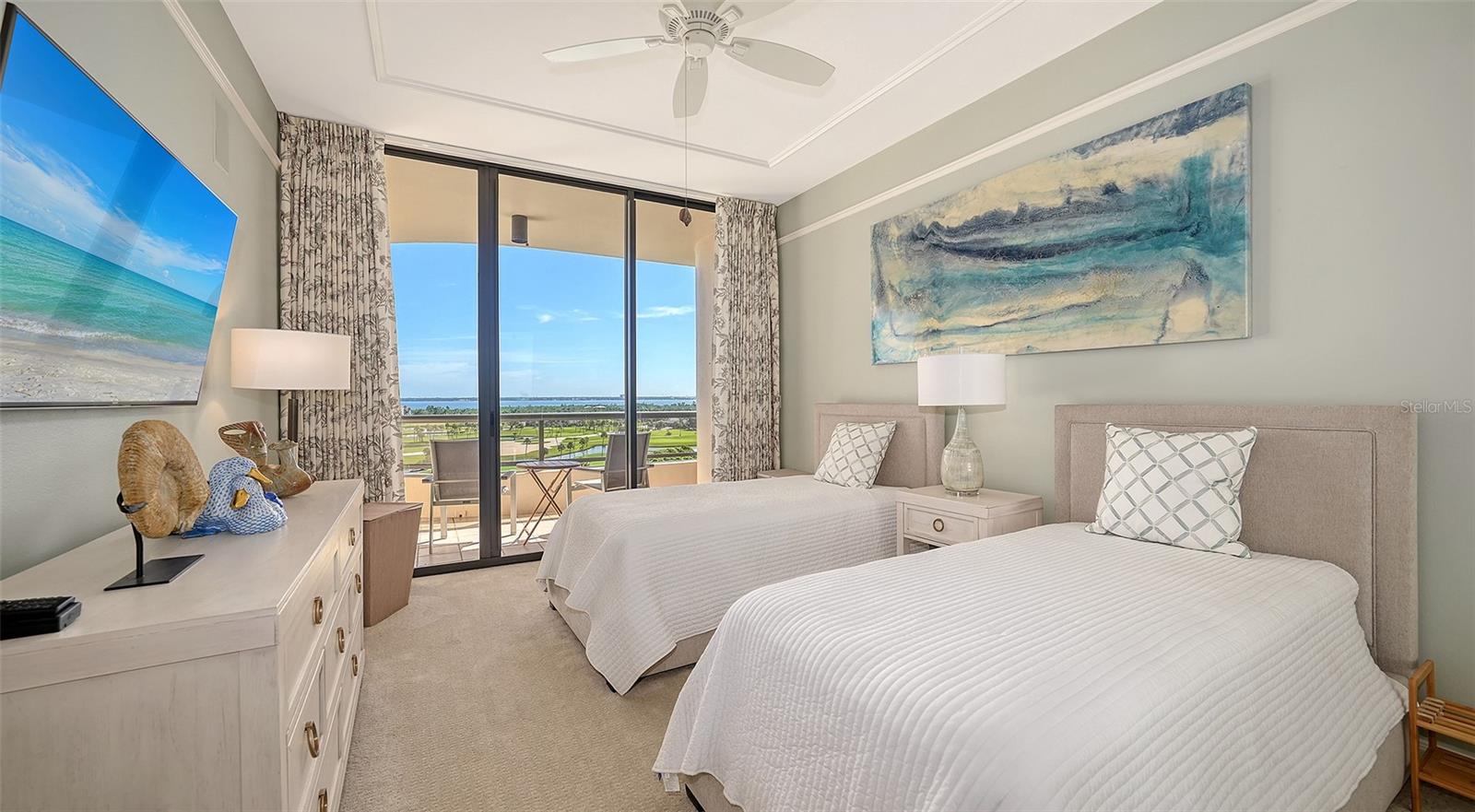 Image 39 of 67 For 435 L Ambiance Drive L707