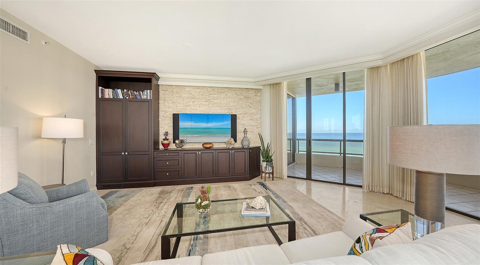 Image 6 of 67 For 435 L Ambiance Drive L707