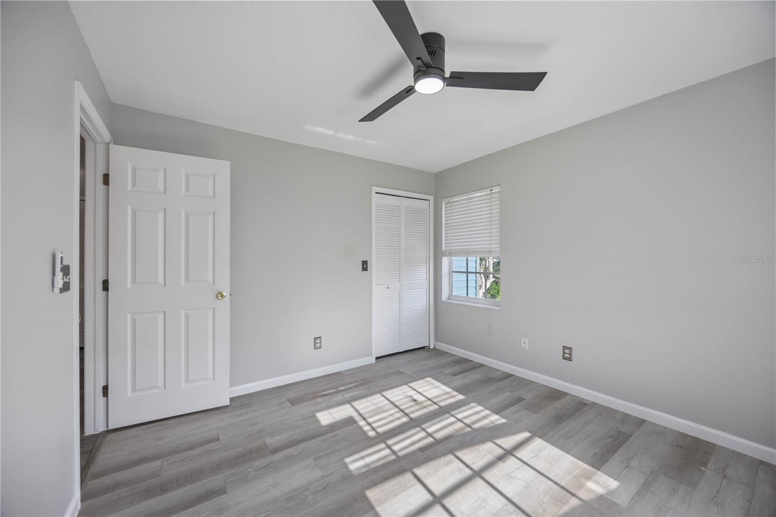 Image 39 of 66 For 13951 Harbor View Drive