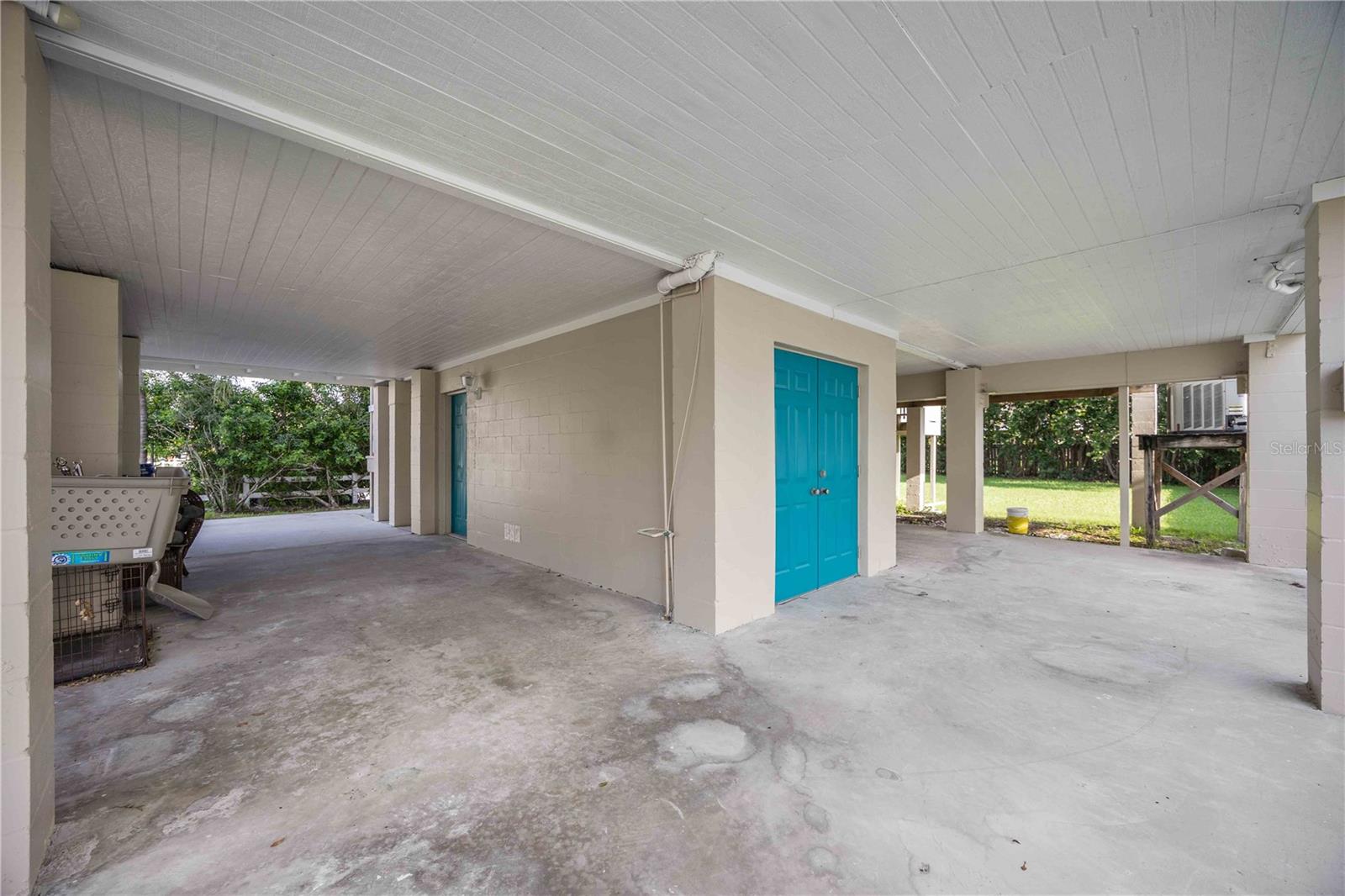 Image 48 of 66 For 13951 Harbor View Drive