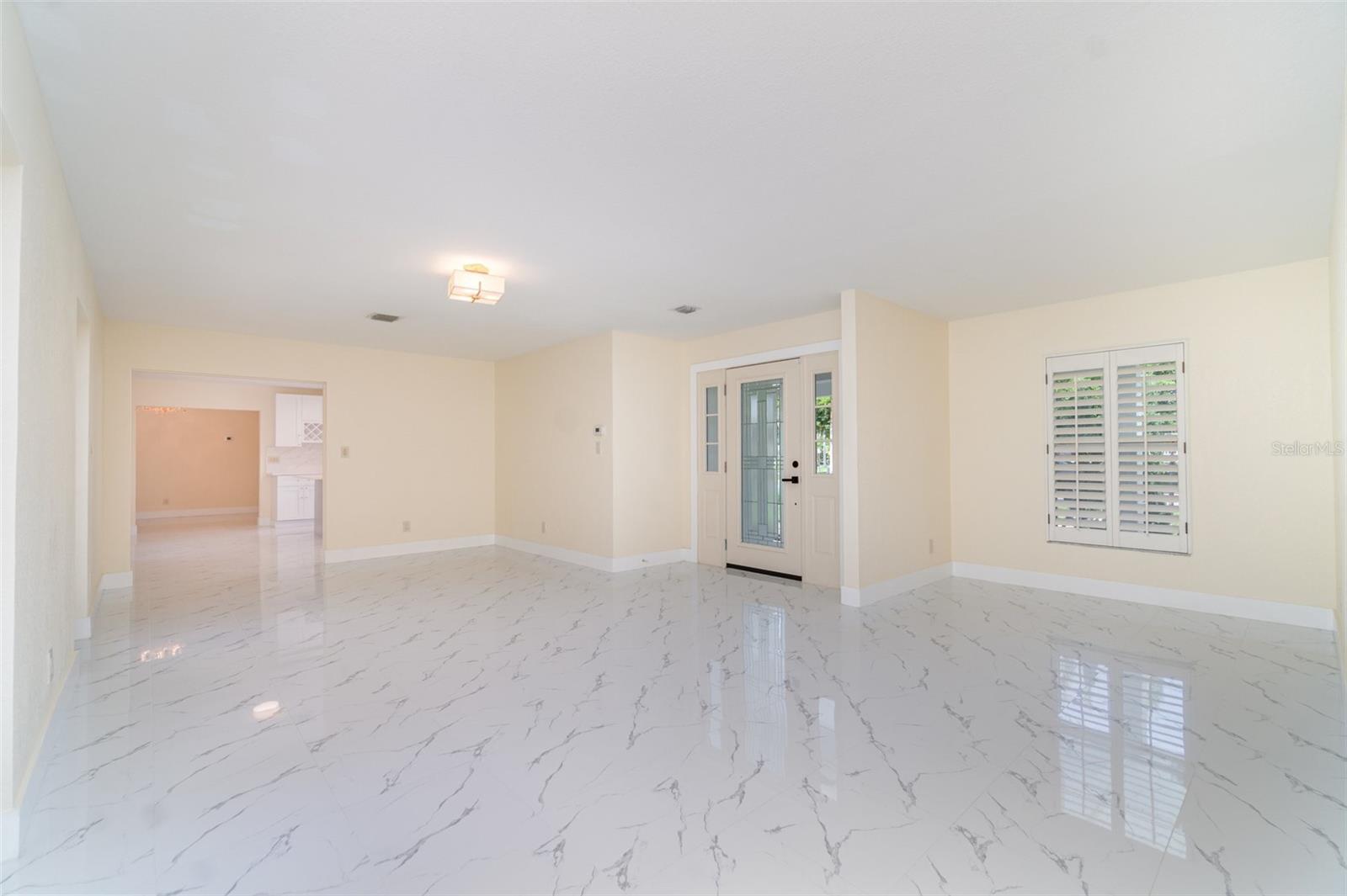 Image 13 of 50 For 625 Olympia Avenue