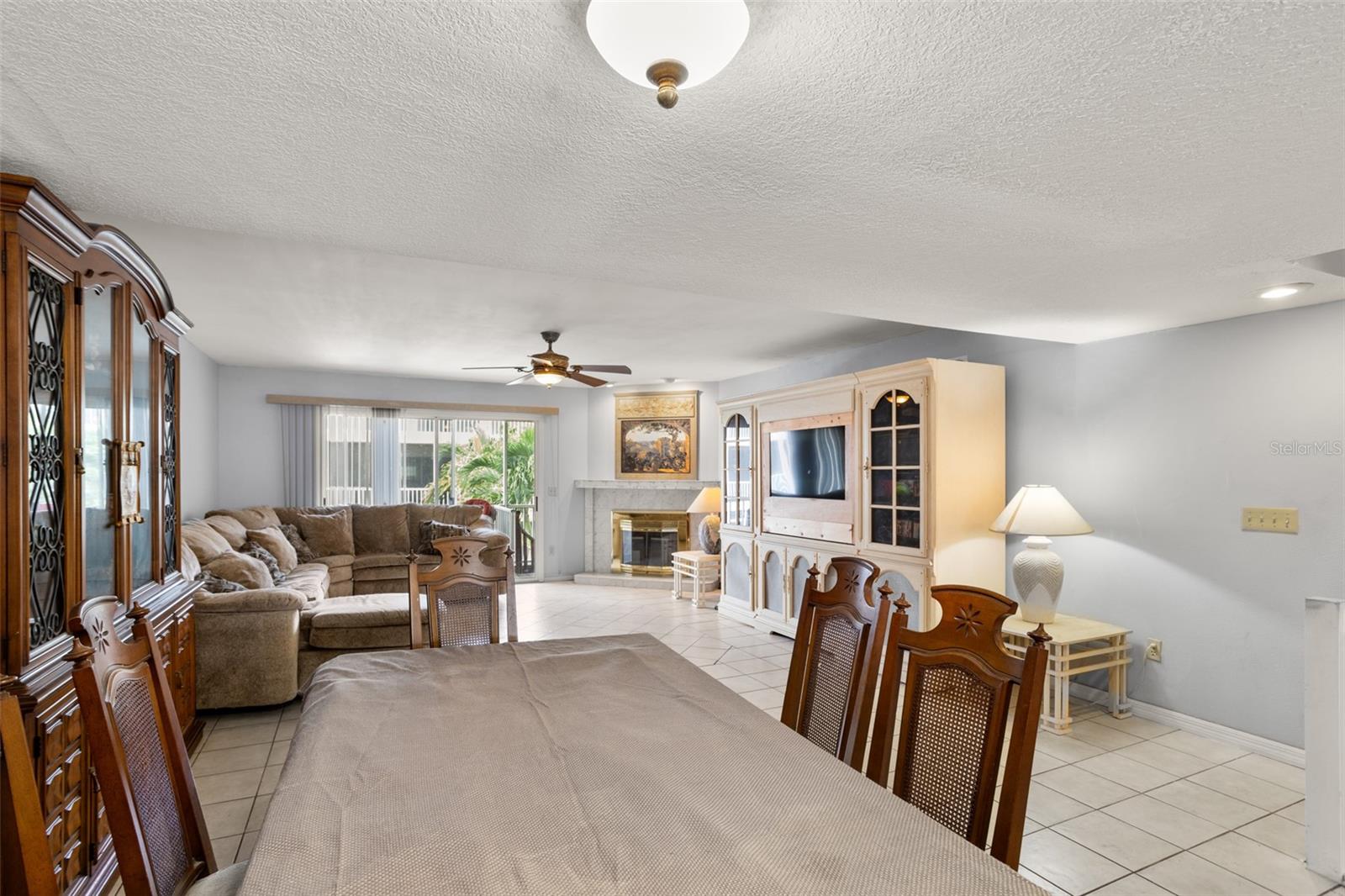 Image 12 of 28 For 637 Pinellas Bayway S 204