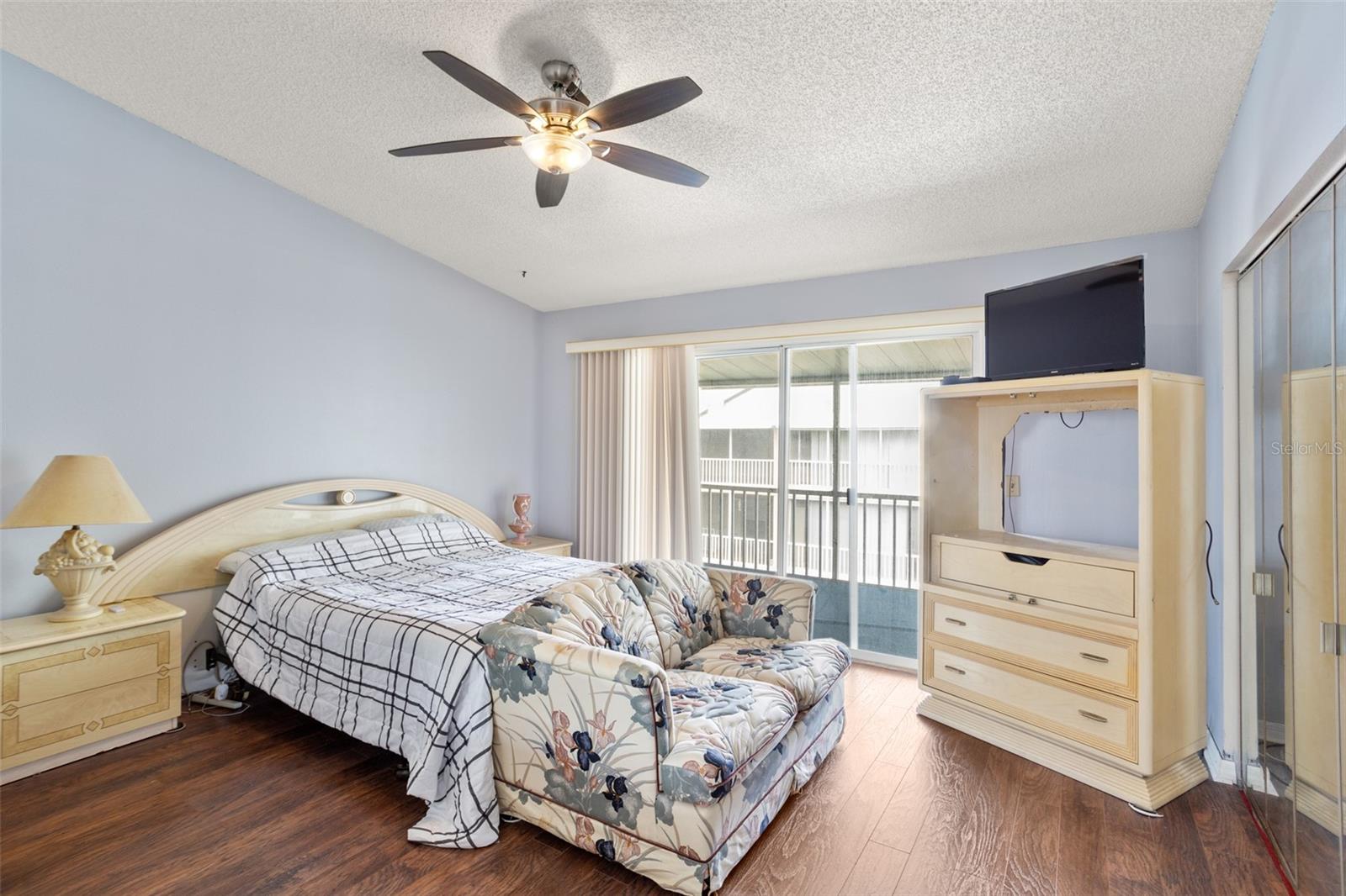 Image 19 of 28 For 637 Pinellas Bayway S 204