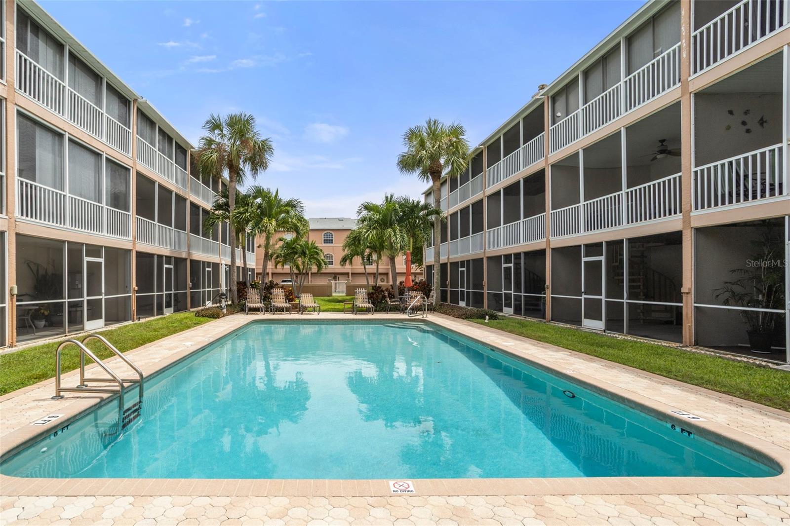 Image 28 of 28 For 637 Pinellas Bayway S 204