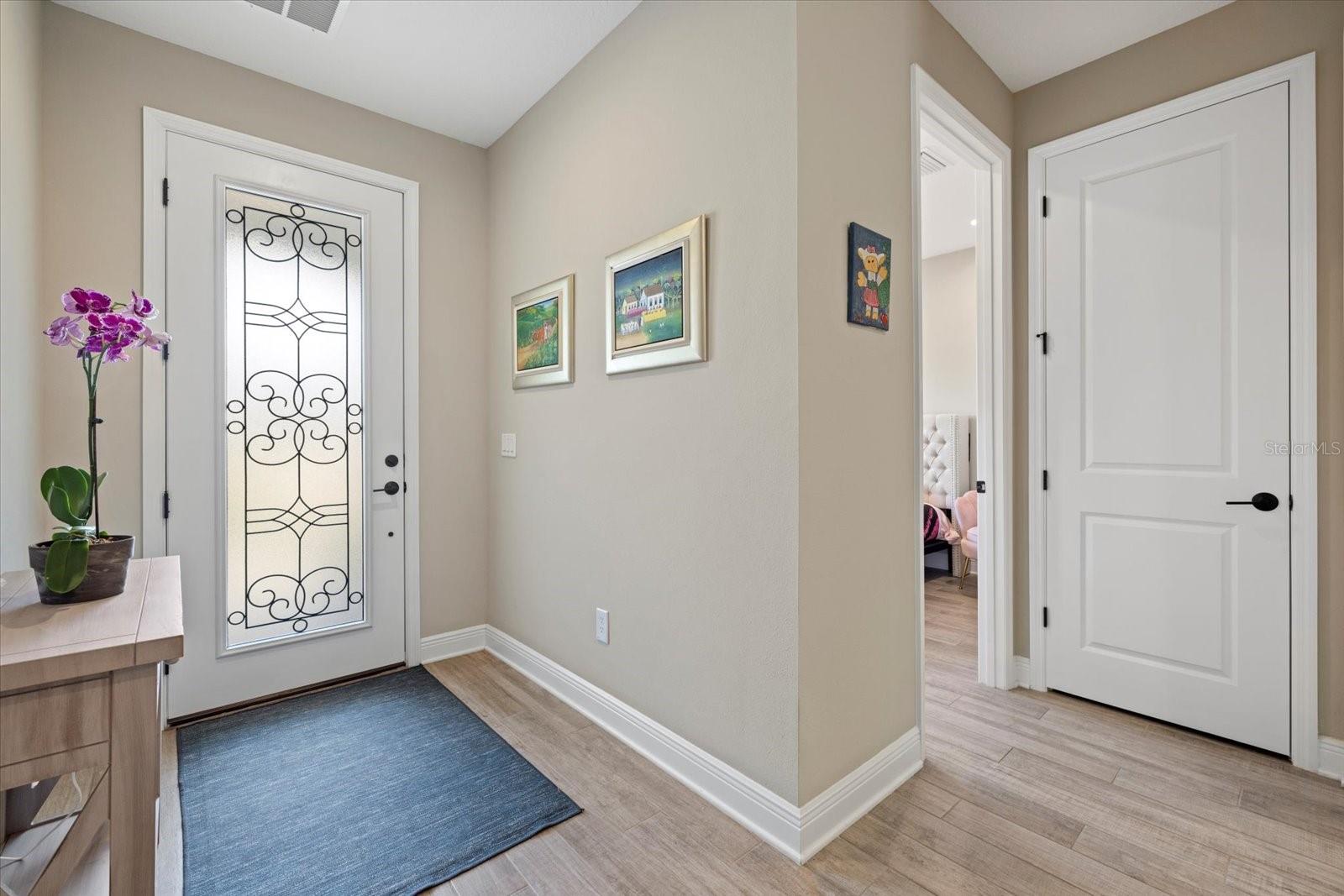 Image 2 of 50 For 16750 Savory Mist Circle