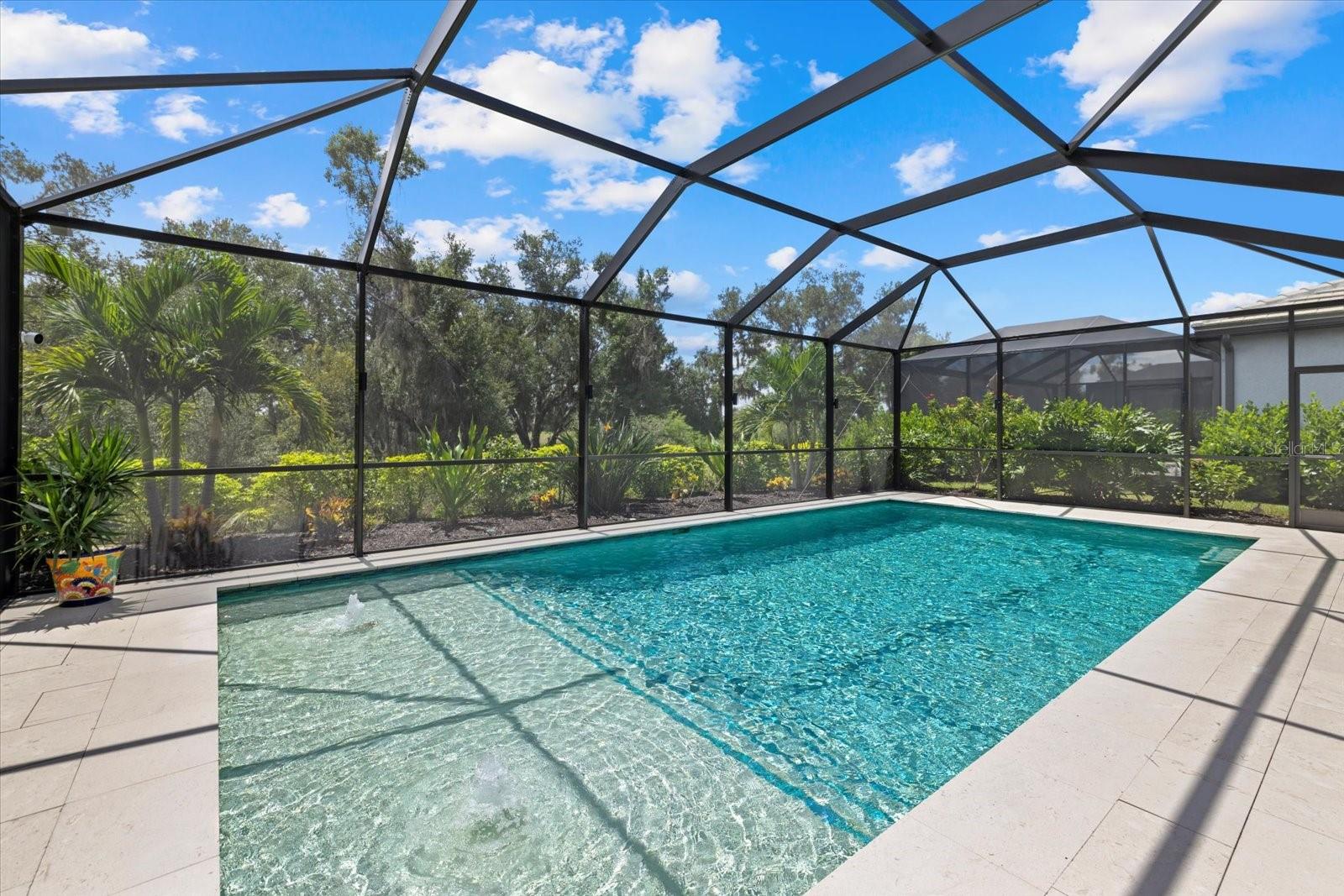 Image 24 of 50 For 16750 Savory Mist Circle