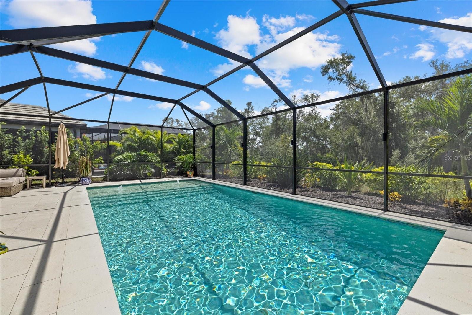 Image 27 of 50 For 16750 Savory Mist Circle