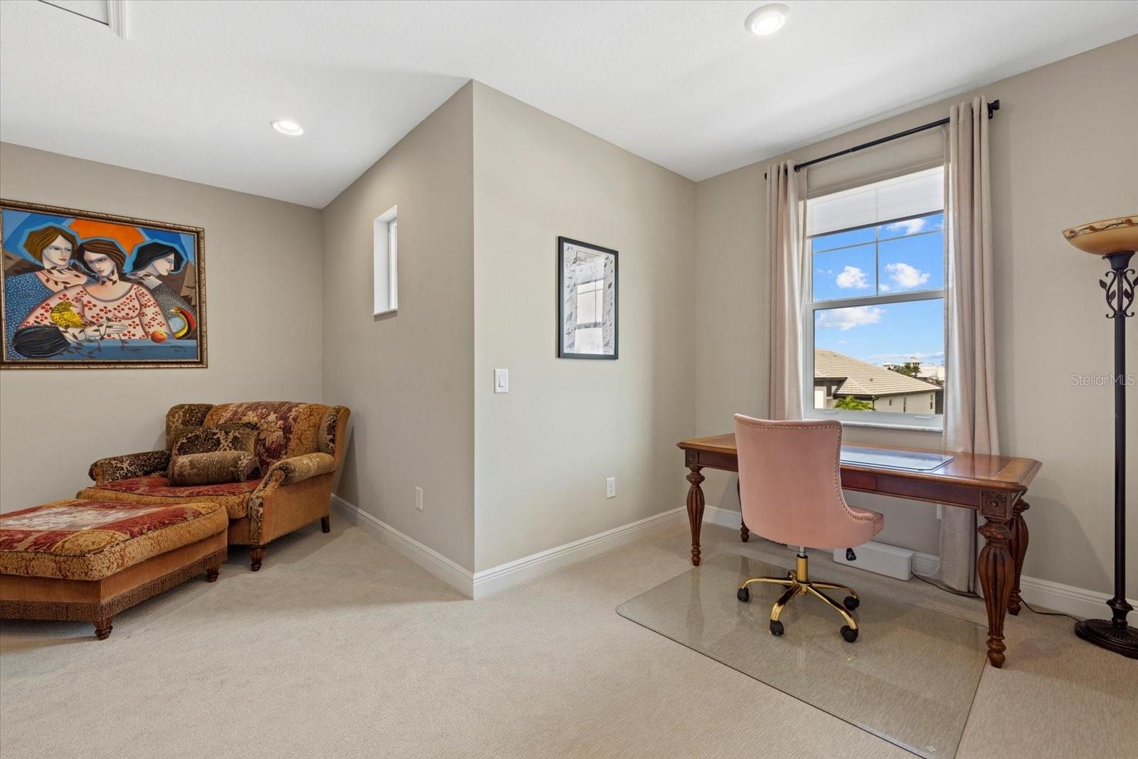 Image 35 of 50 For 16750 Savory Mist Circle