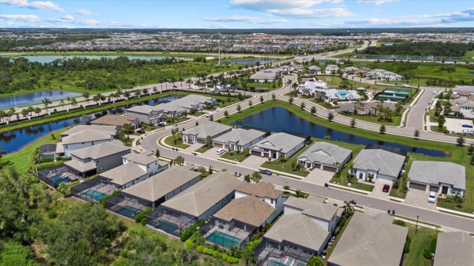 Image 44 of 50 For 16750 Savory Mist Circle