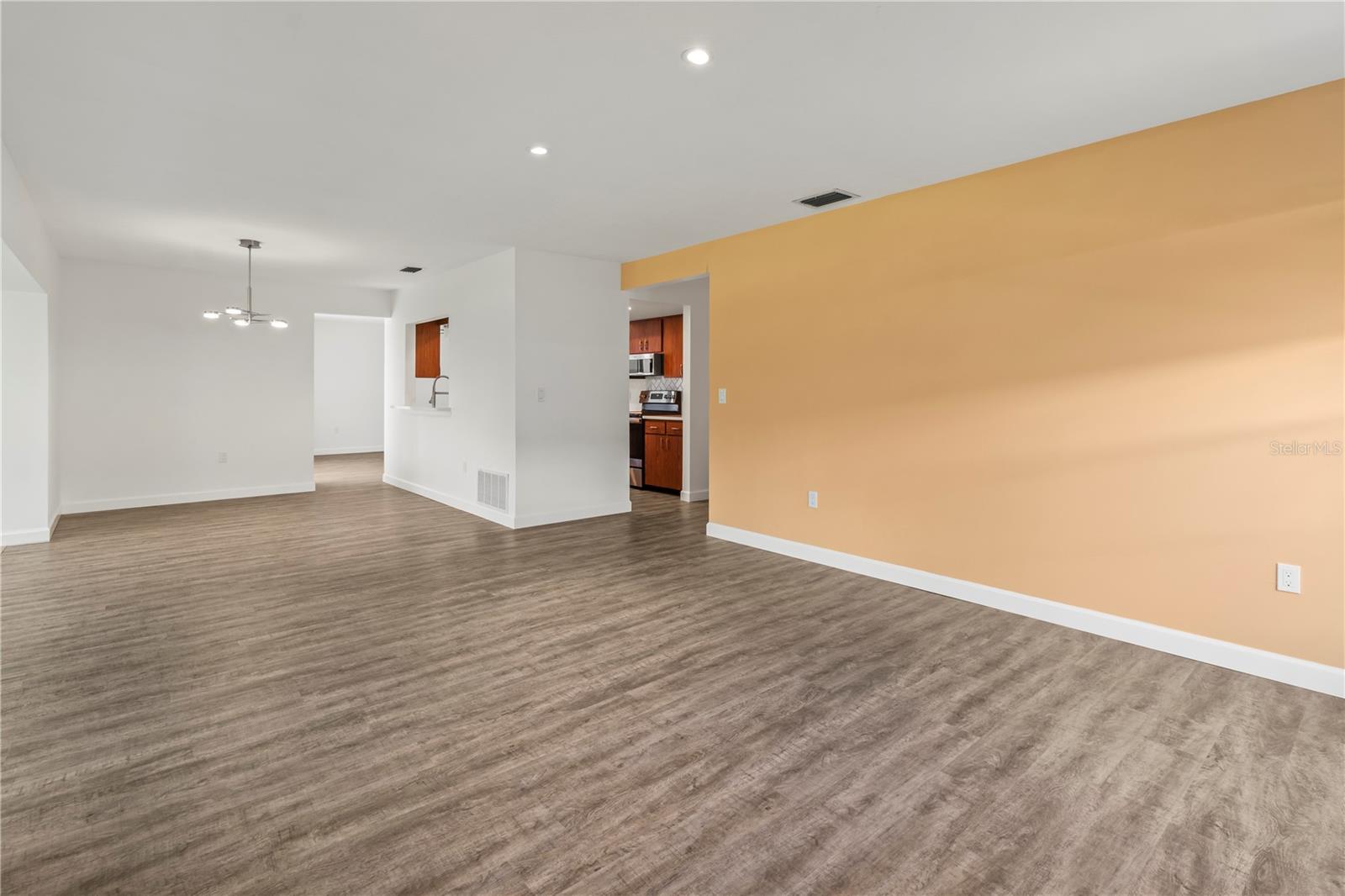 Image 11 of 63 For 6913 8th Avenue W