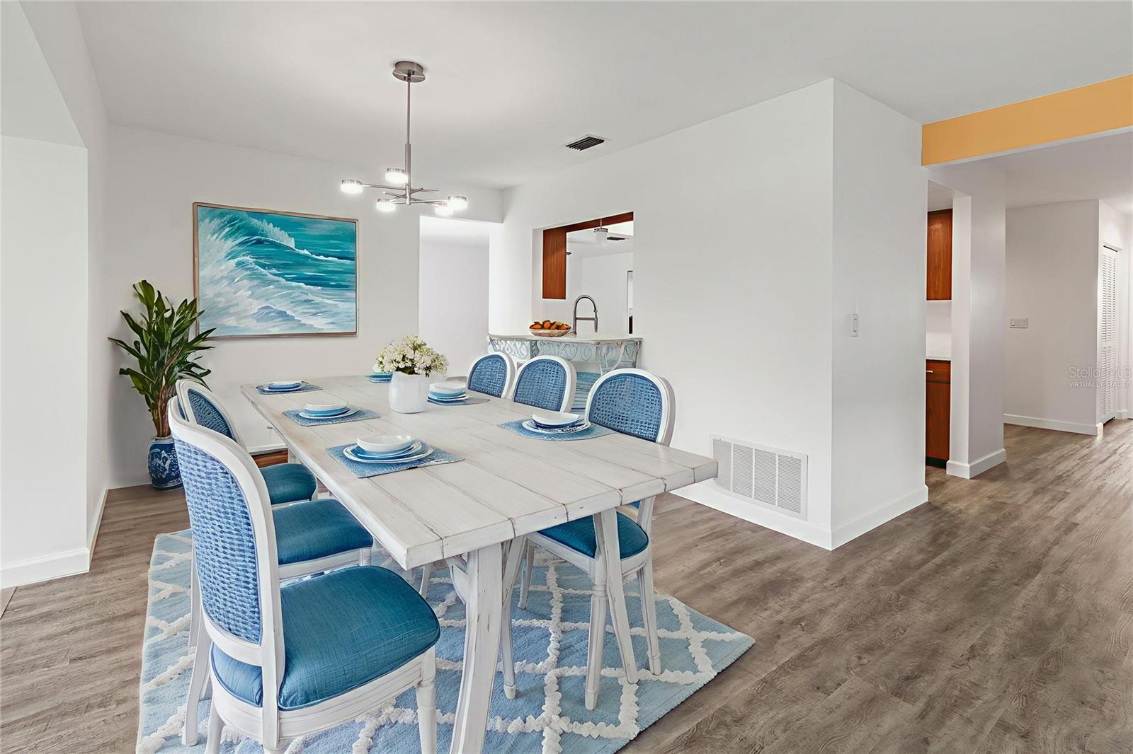 Image 12 of 63 For 6913 8th Avenue W