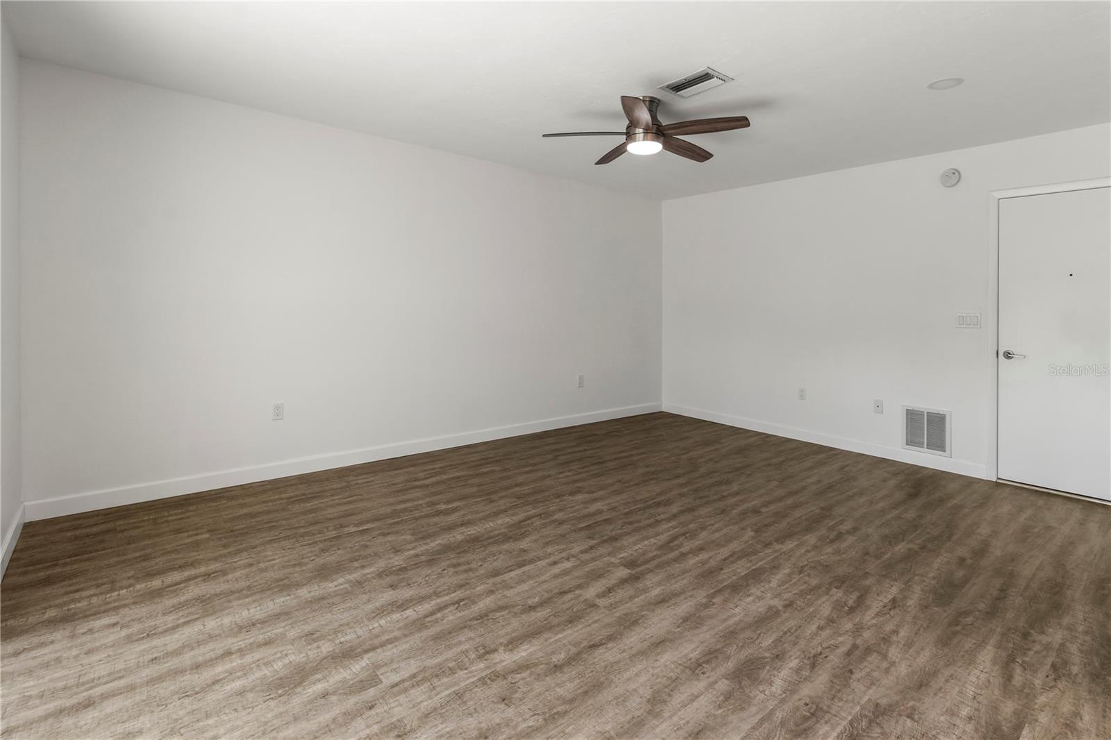 Image 22 of 63 For 6913 8th Avenue W