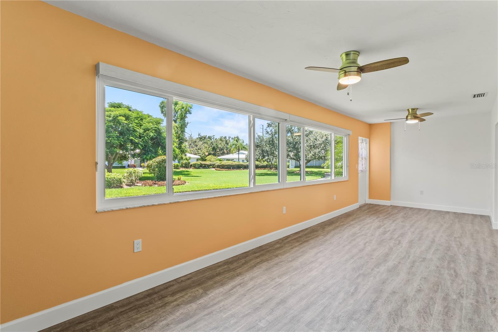 Image 30 of 63 For 6913 8th Avenue W