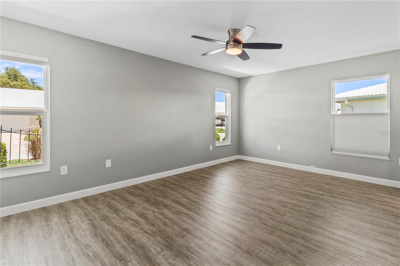 Image 33 of 63 For 6913 8th Avenue W