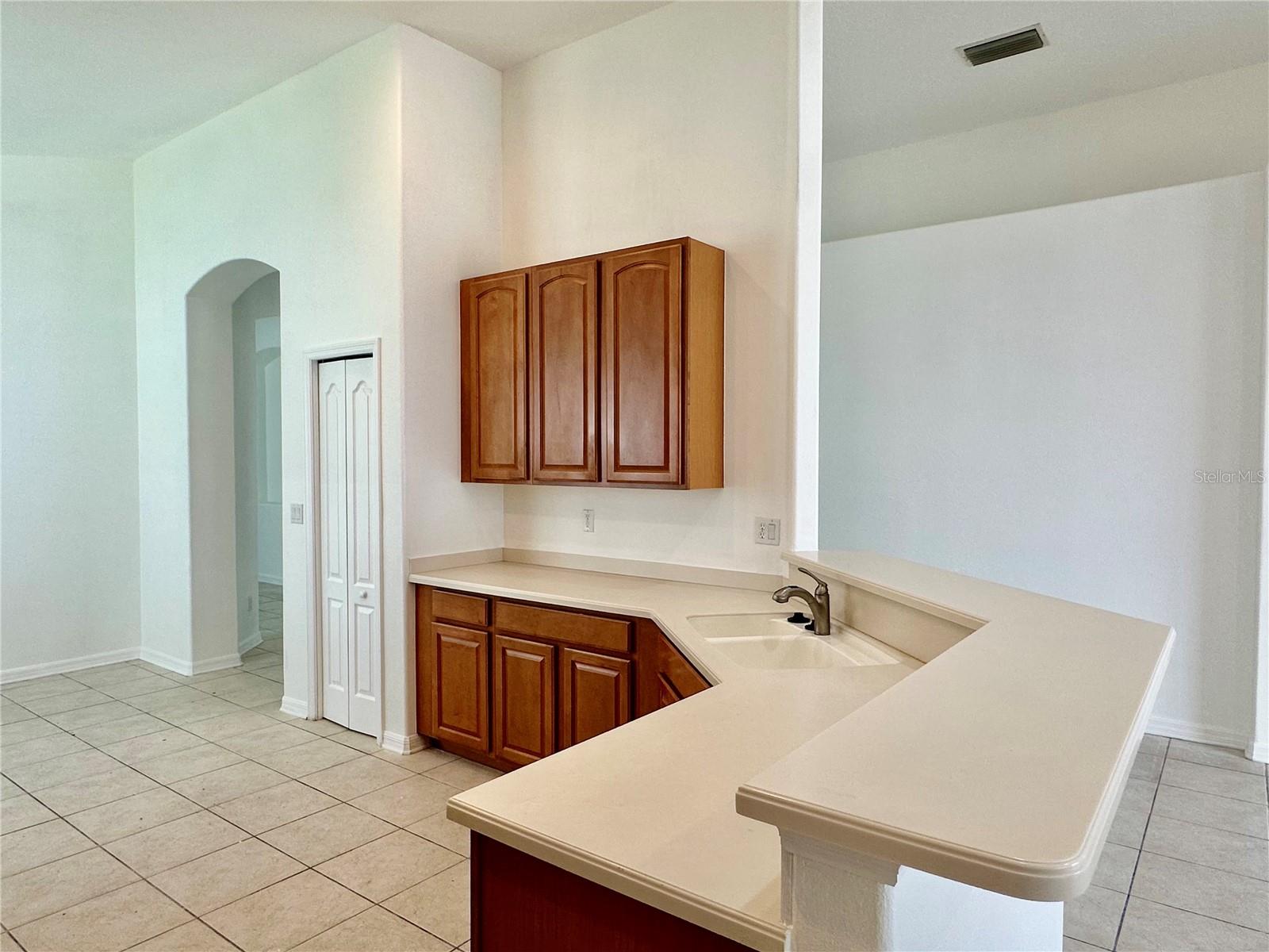 Image 11 of 48 For 5223 58th Terrace E