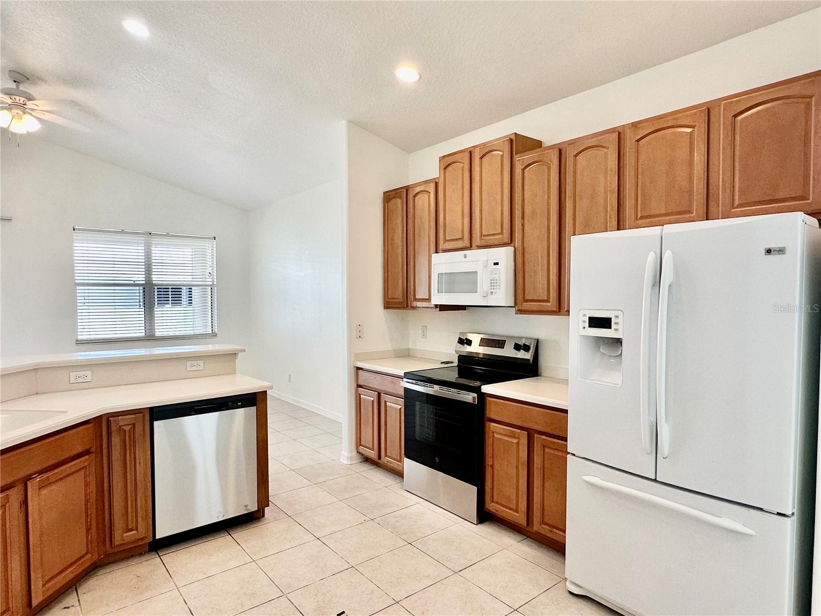 Image 12 of 48 For 5223 58th Terrace E