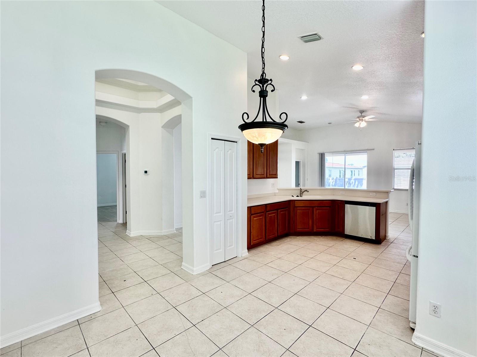 Image 15 of 48 For 5223 58th Terrace E
