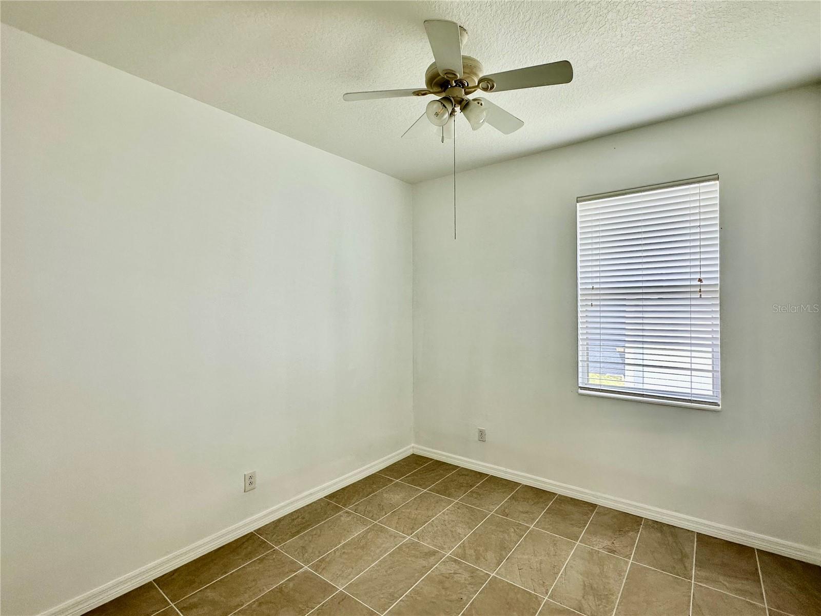Image 31 of 48 For 5223 58th Terrace E