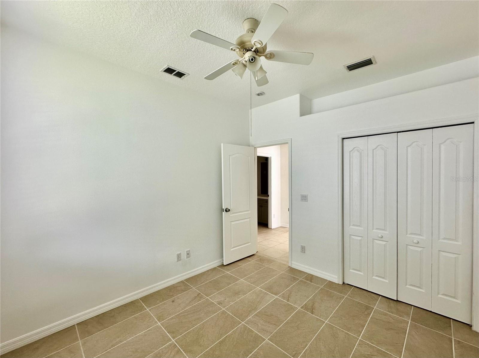 Image 35 of 48 For 5223 58th Terrace E