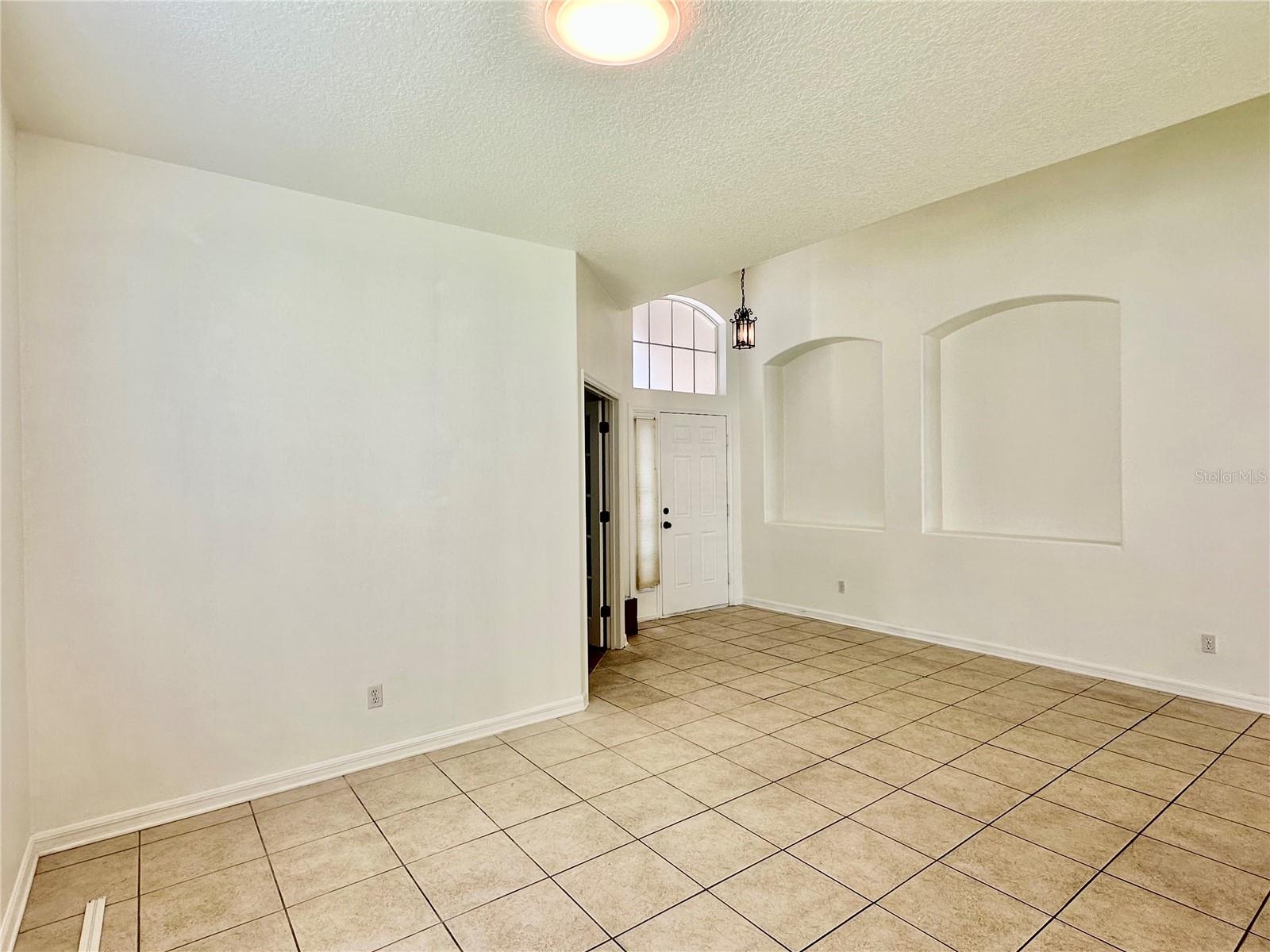 Image 4 of 48 For 5223 58th Terrace E