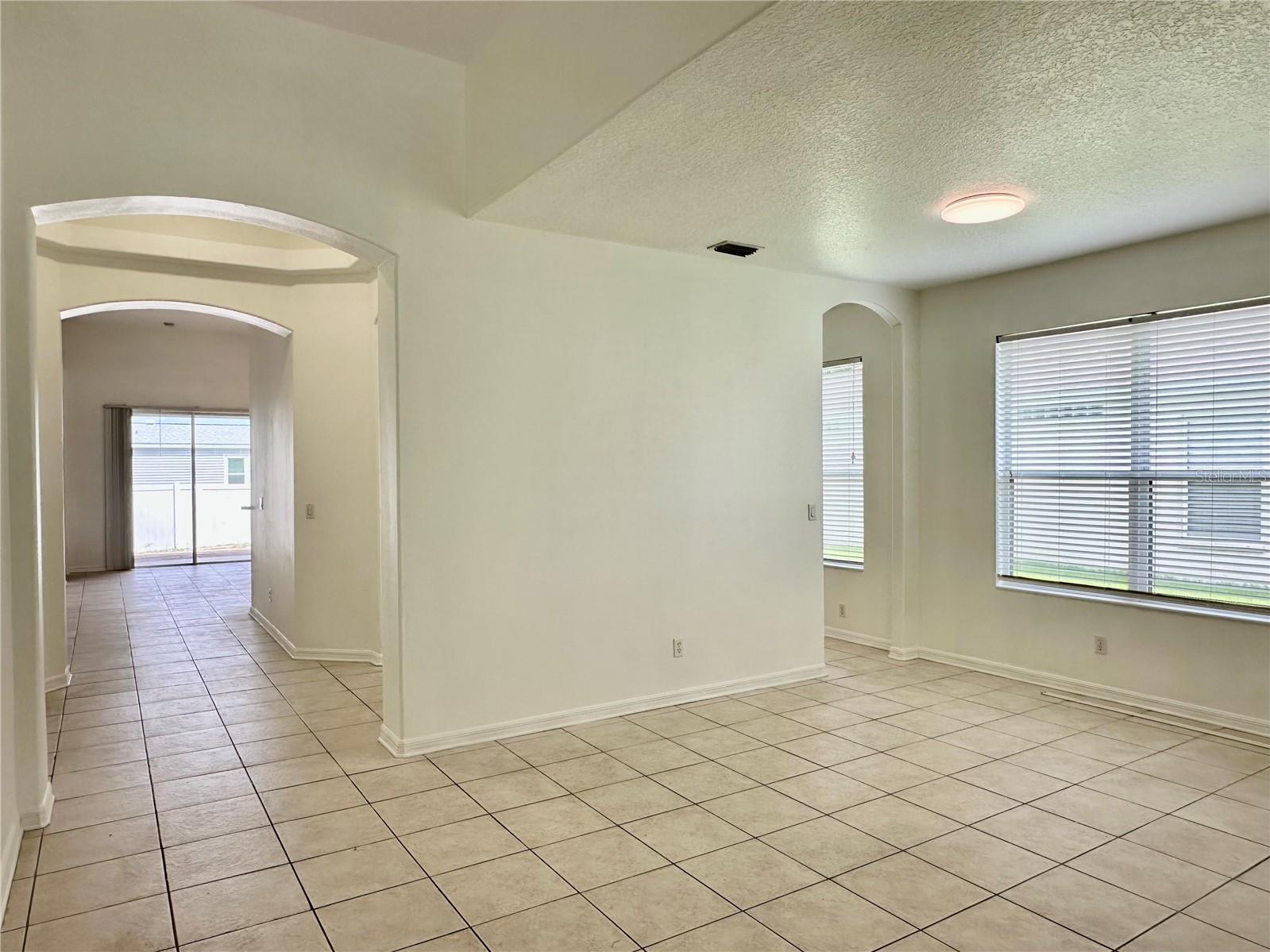 Image 5 of 48 For 5223 58th Terrace E