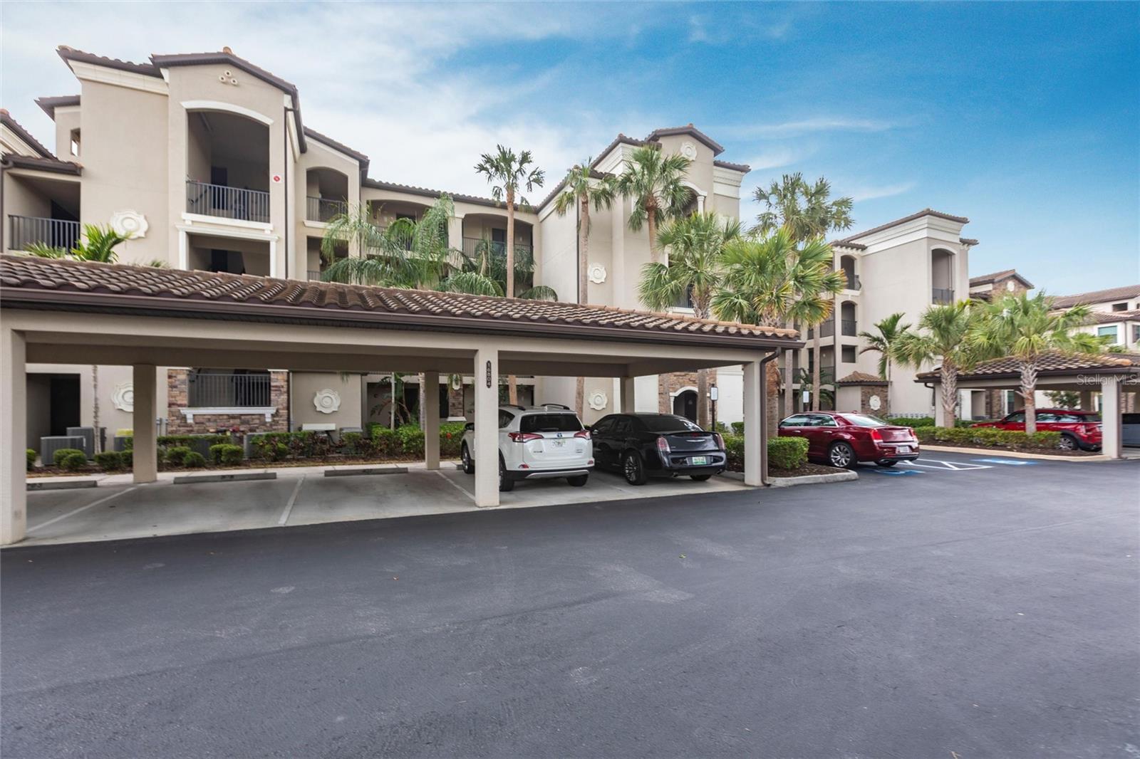 Image 2 of 32 For 16804 Vardon Terrace 307