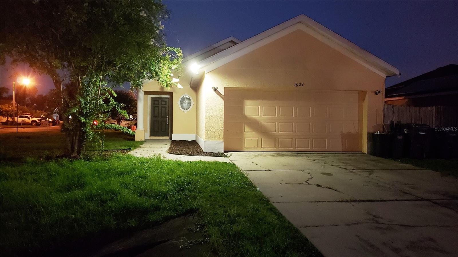 Details for 1624 36th Avenue E, BRADENTON, FL 34208