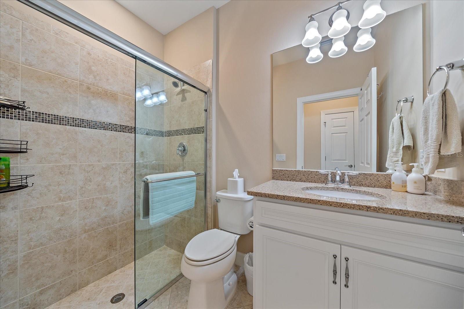 Image 26 of 41 For 17535 Hampton Falls Terrace