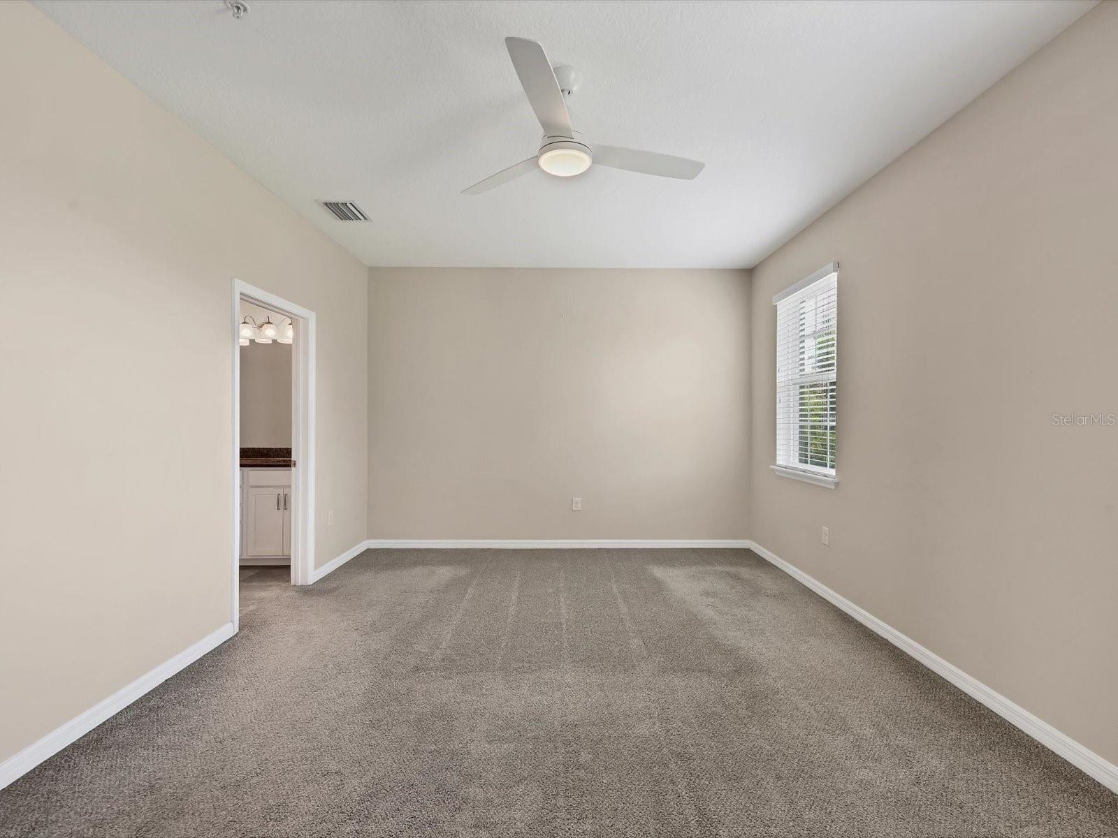 Image 19 of 40 For 8219 Enclave Way 104