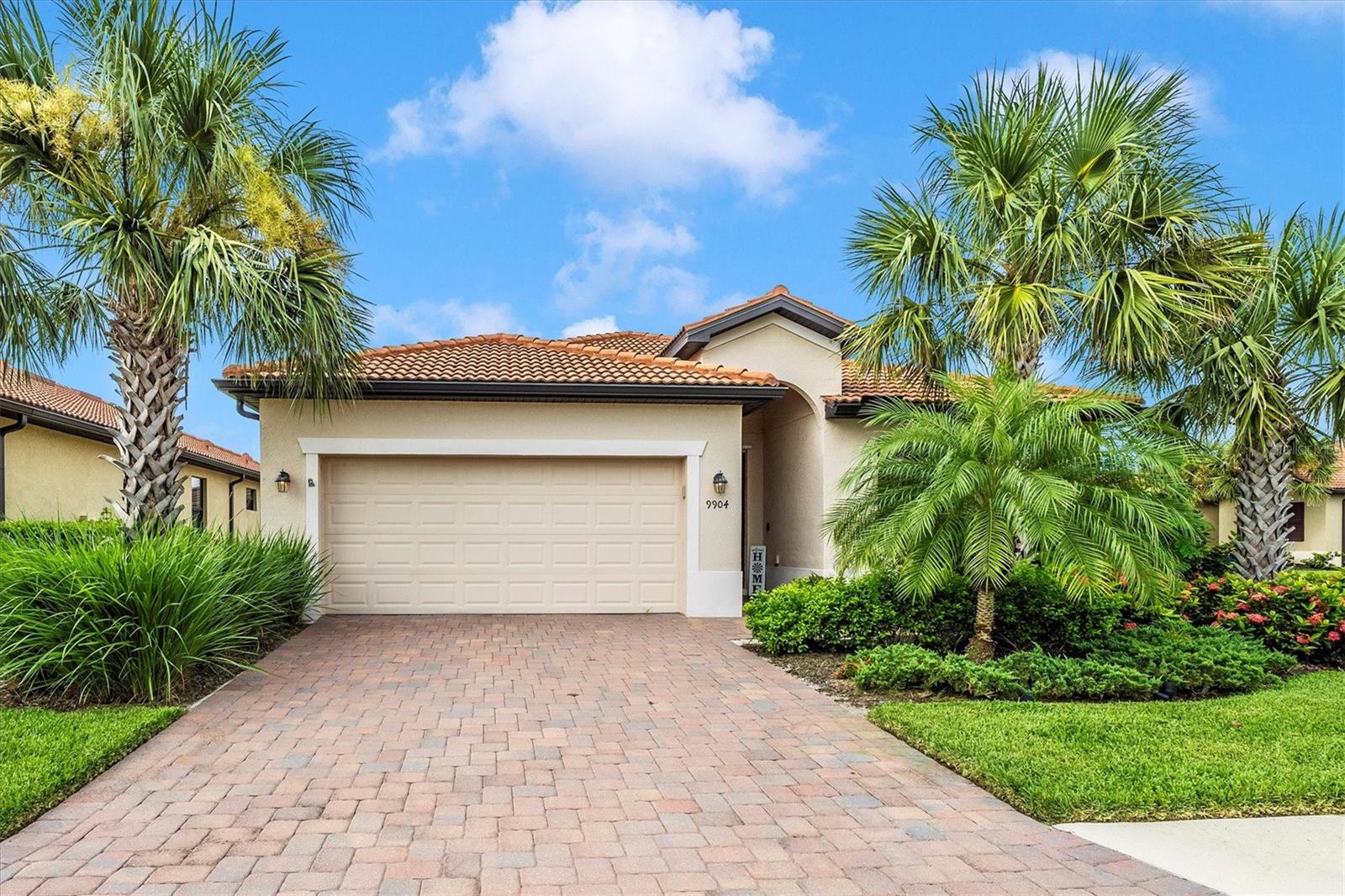 Image 4 of 59 For 9904 Hilltop Drive
