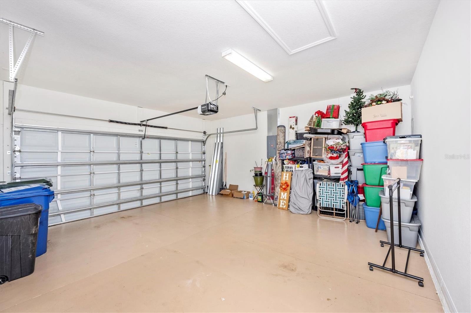 Image 41 of 59 For 9904 Hilltop Drive