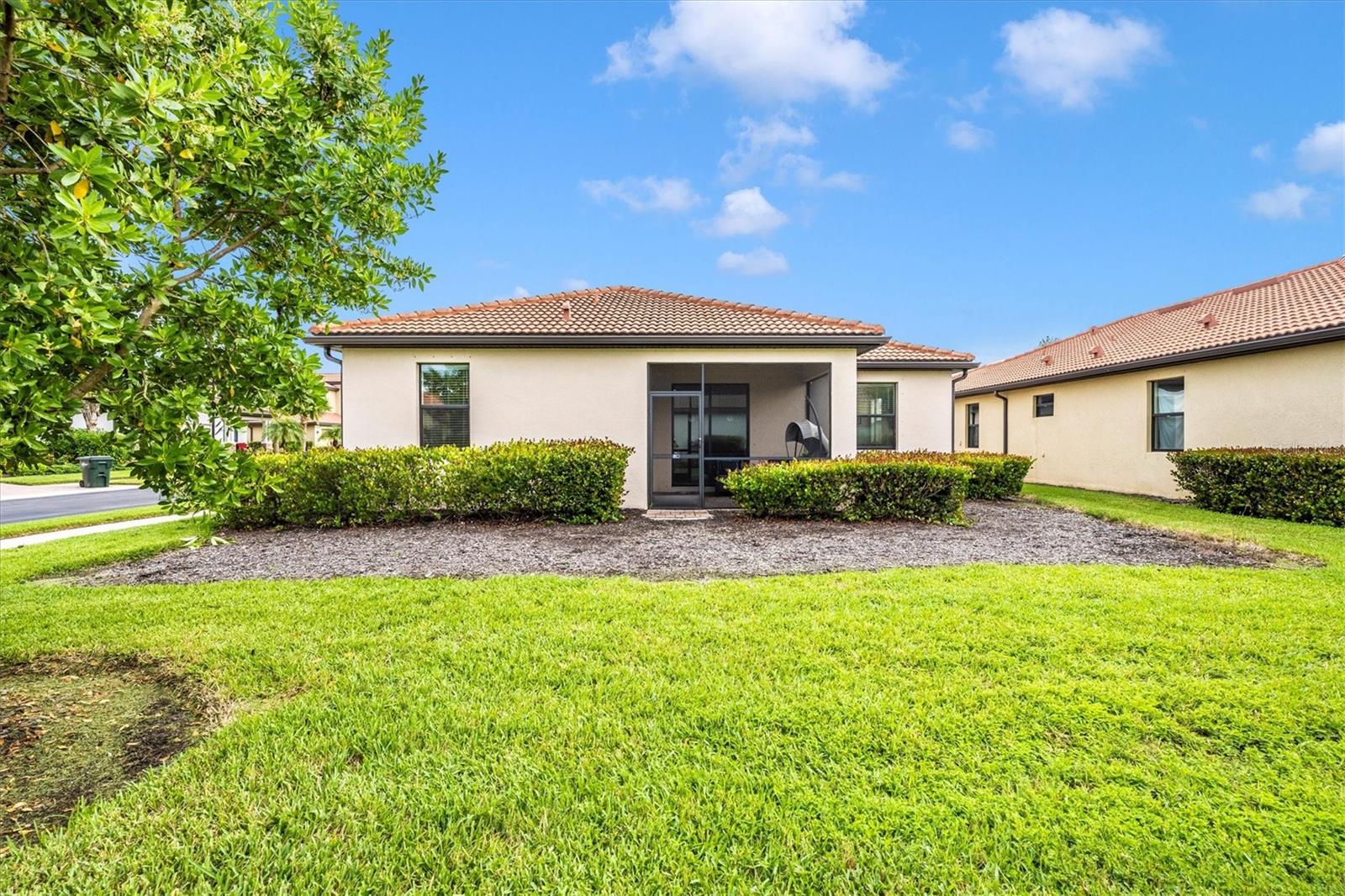 Image 45 of 59 For 9904 Hilltop Drive
