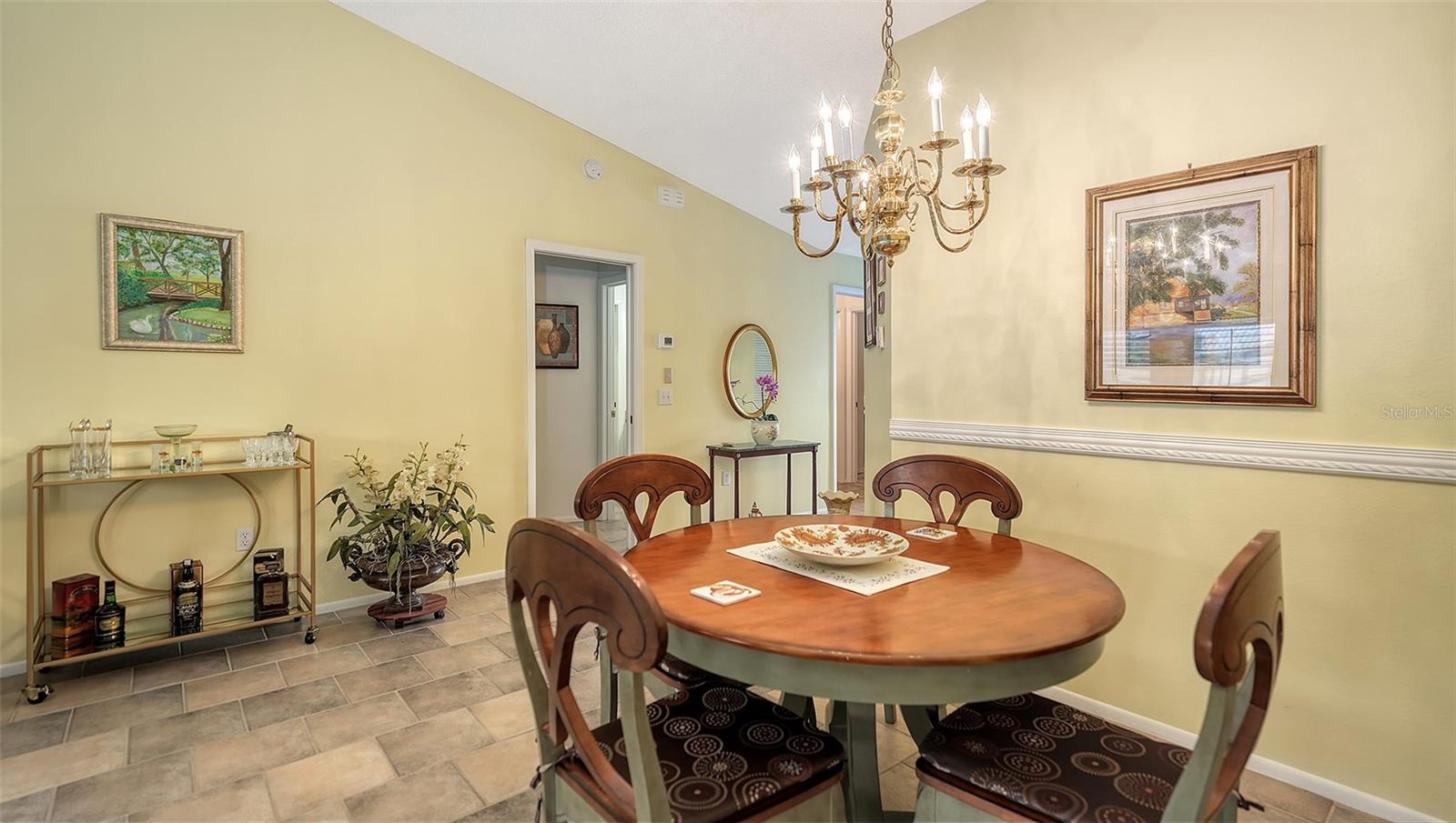 Image 13 of 46 For 4176 Vallarta Court 3033