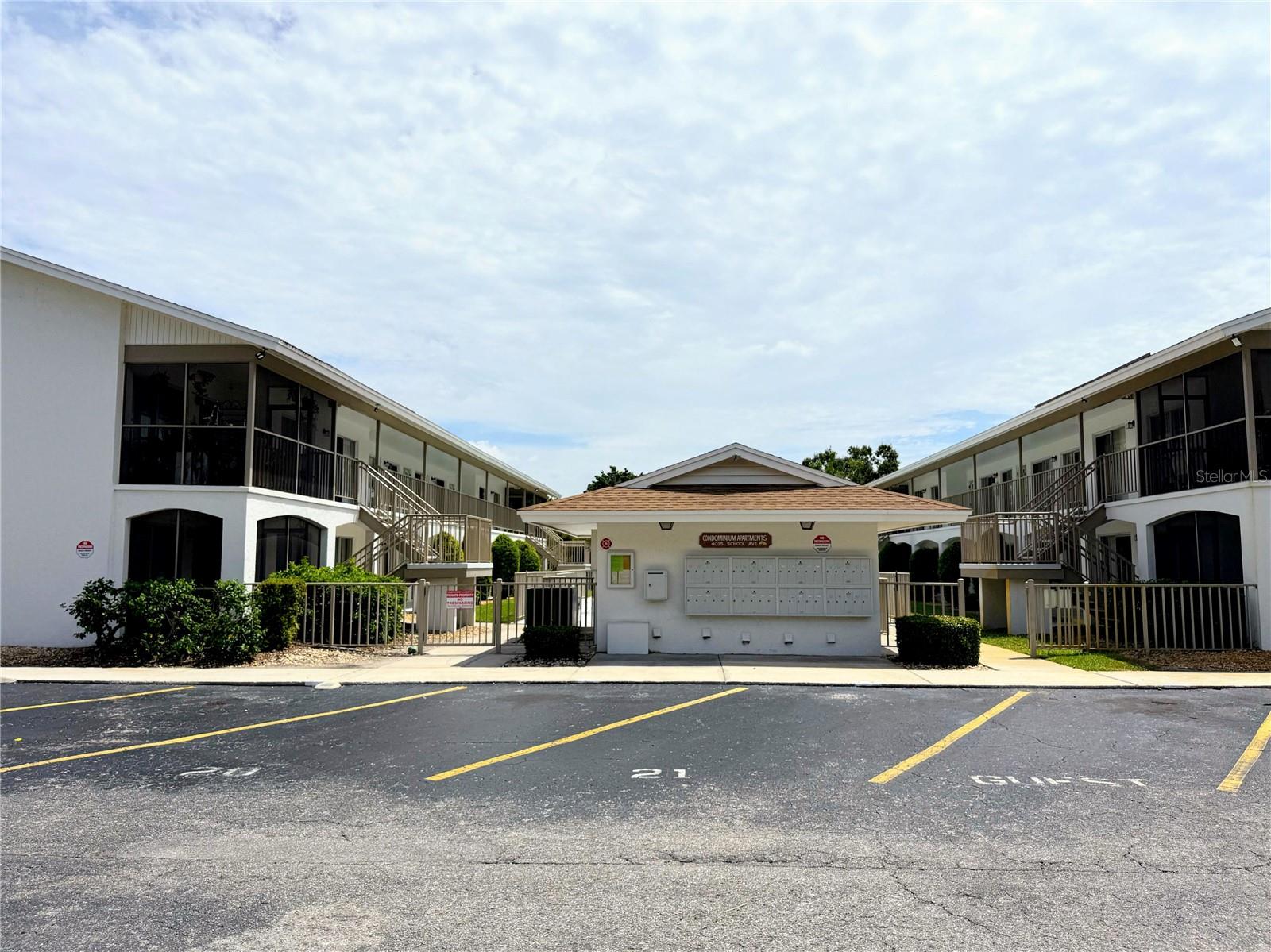 Image 18 of 22 For 4035 S School Avenue B3