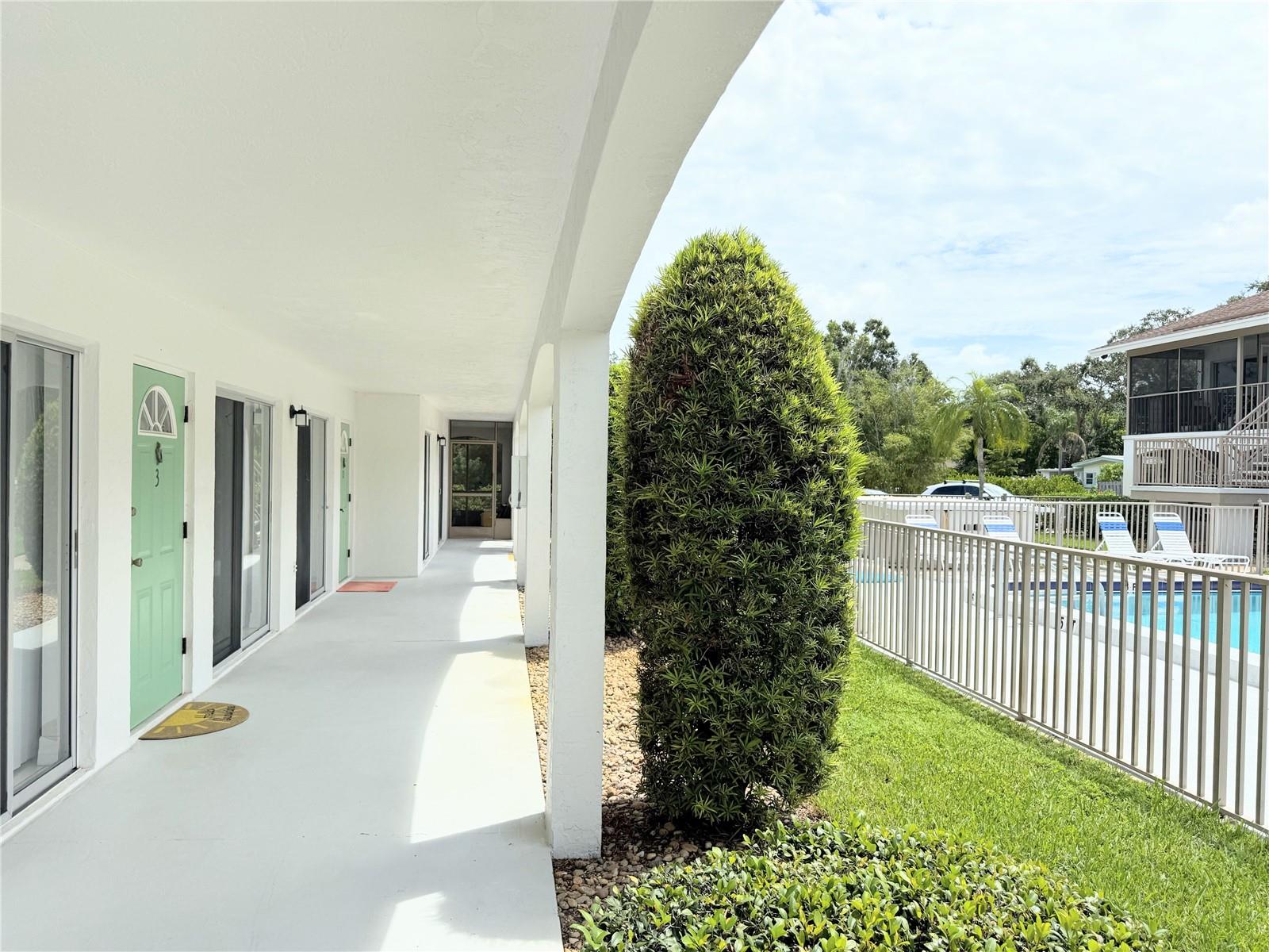 Image 3 of 22 For 4035 S School Avenue B3