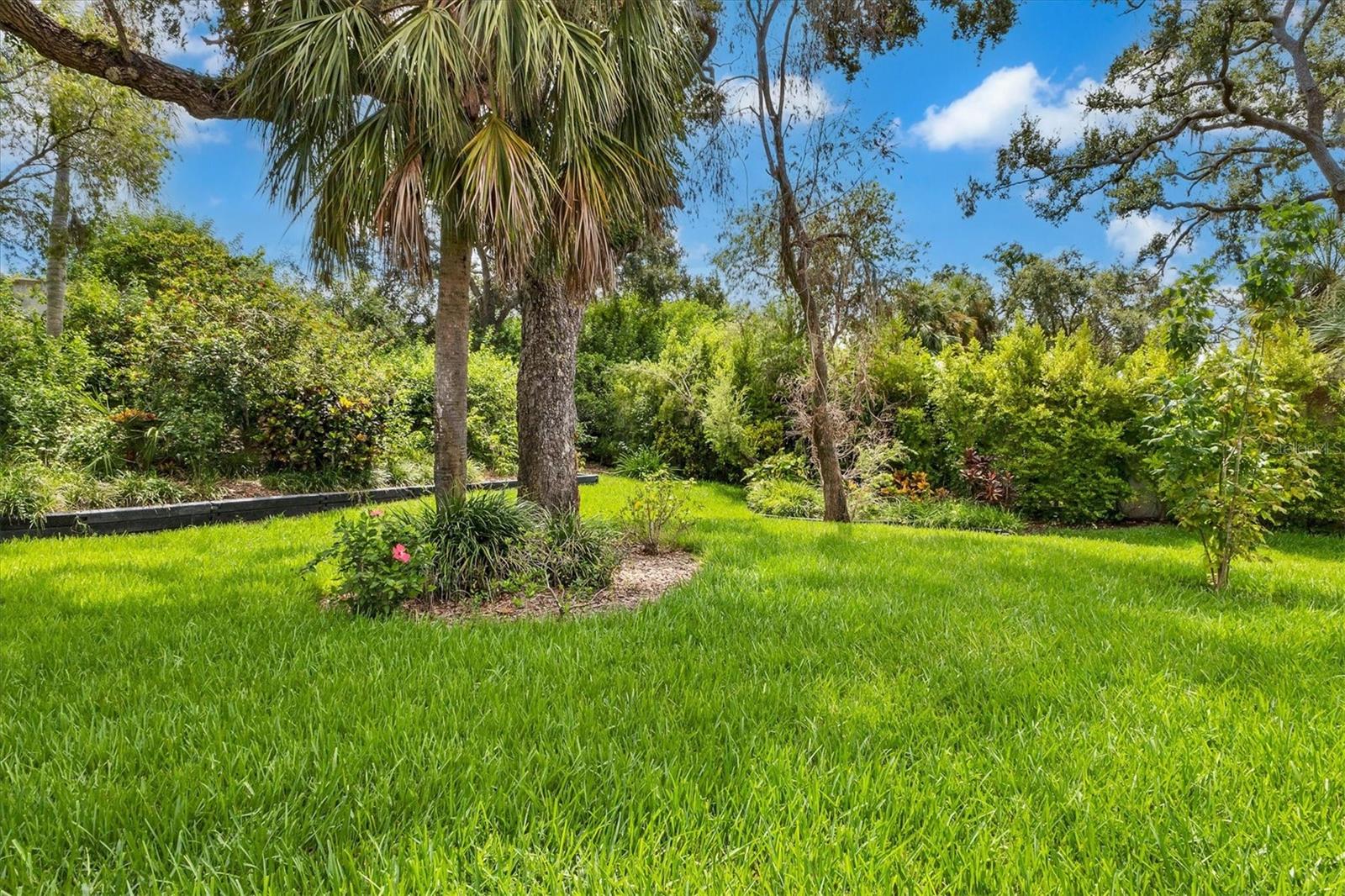 Image 32 of 55 For 3946 Wilshire Circle E 168