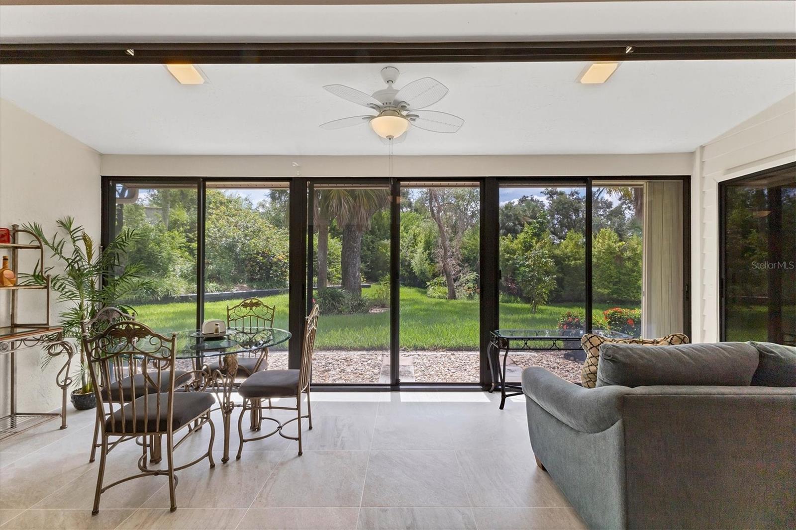 Image 8 of 55 For 3946 Wilshire Circle E 168