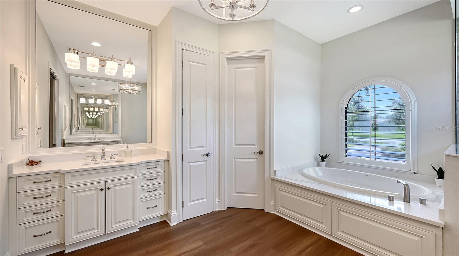 Image 26 of 72 For 8361 Lindrick Lane