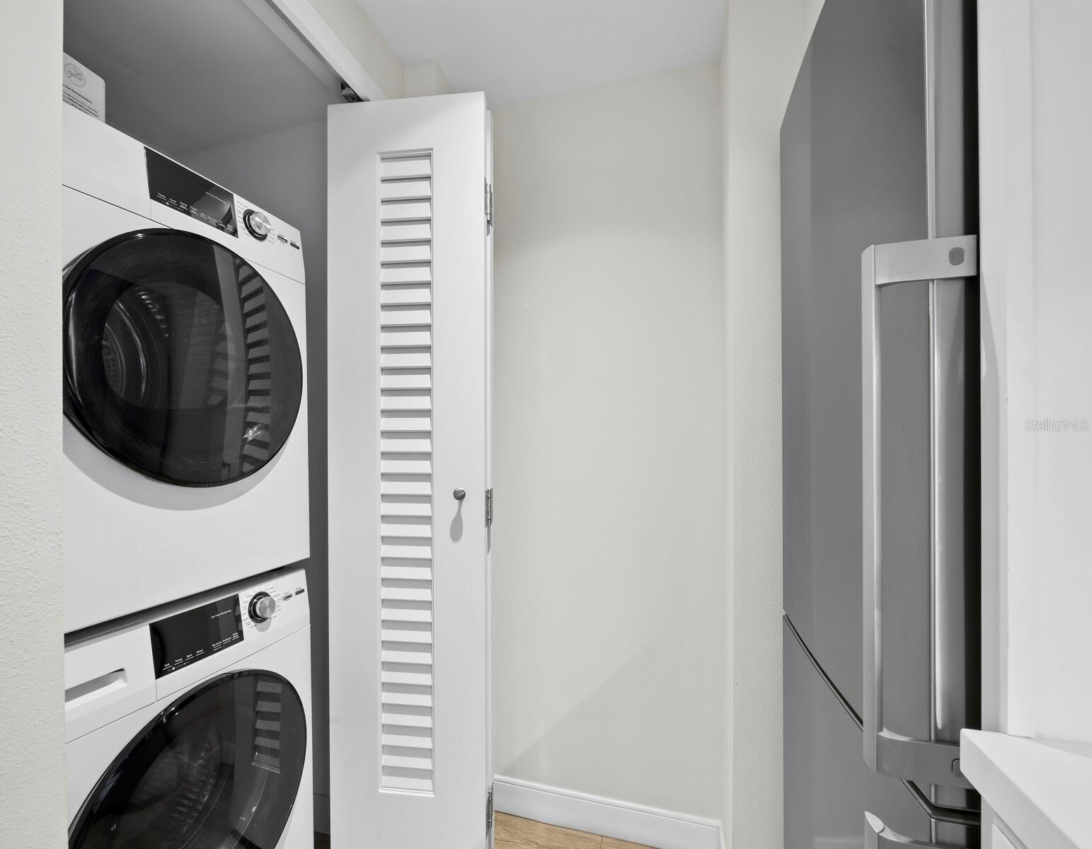 Image 10 of 36 For 210 Sands Point Road 2405