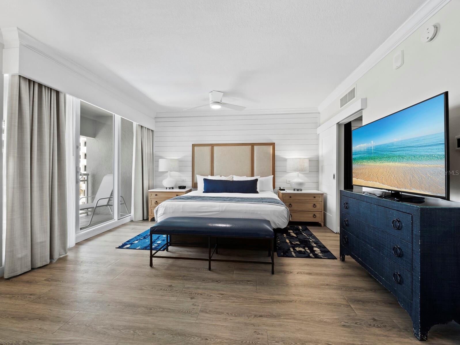 Image 14 of 36 For 210 Sands Point Road 2405