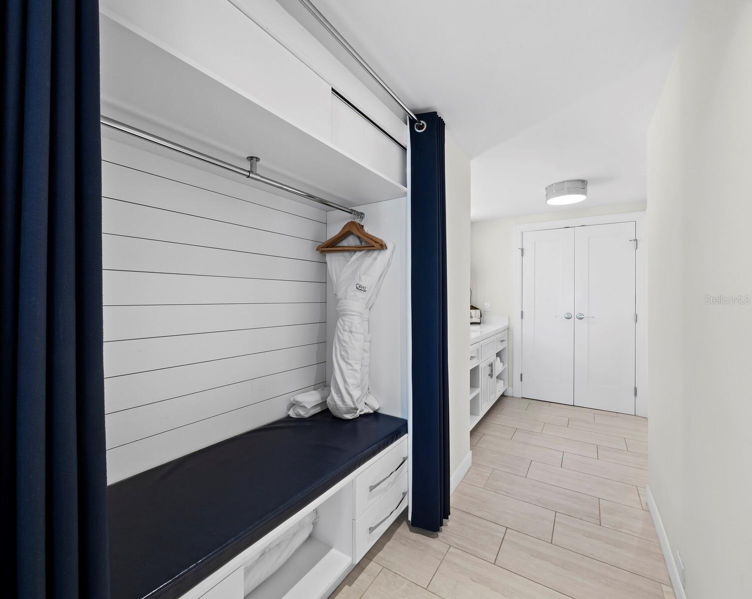 Image 15 of 36 For 210 Sands Point Road 2405