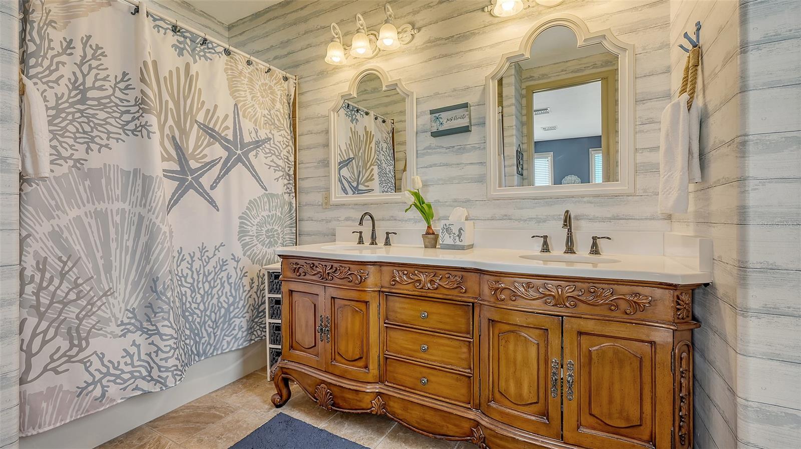 Image 21 of 57 For 220 36th Street