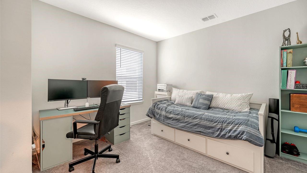 Image 18 of 46 For 8221 Reefbay Cove