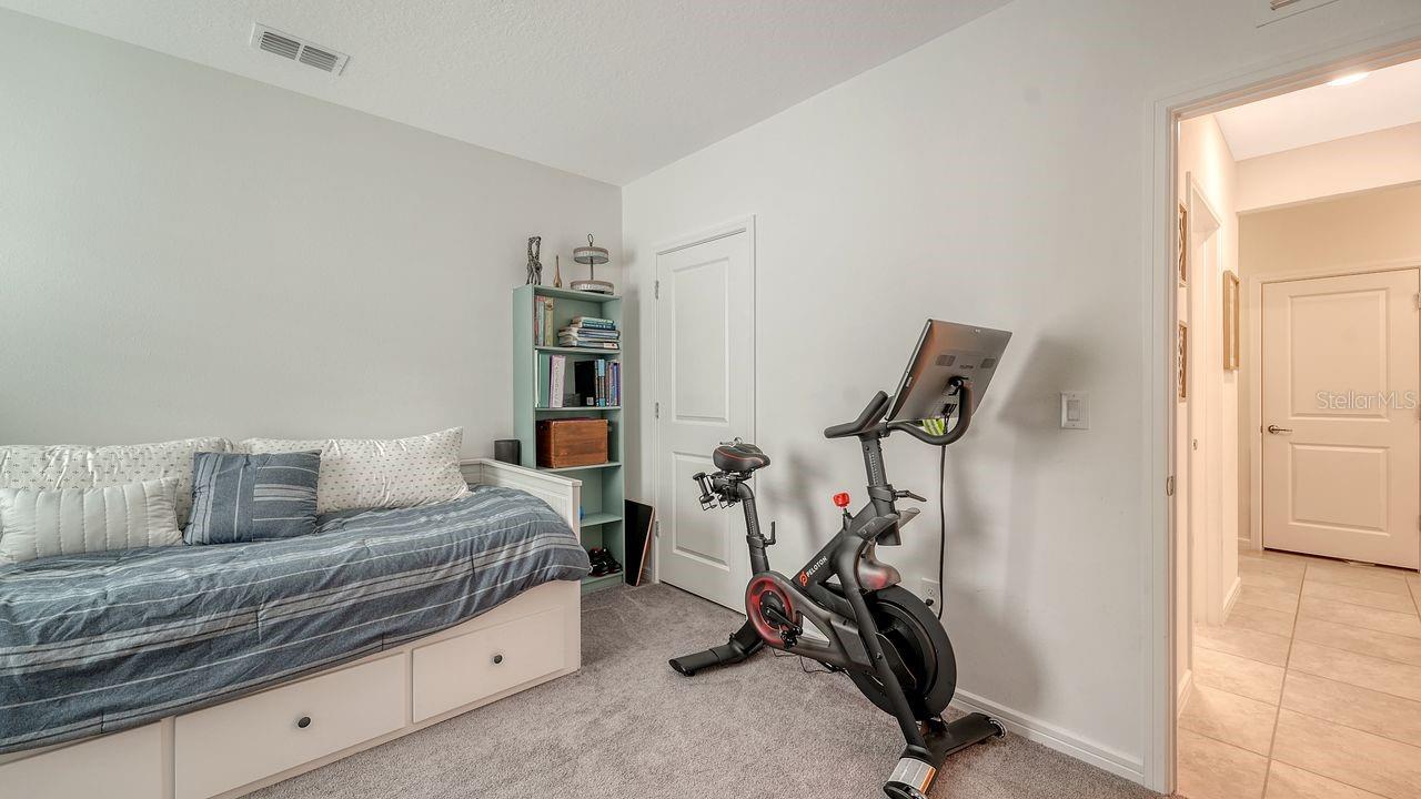 Image 19 of 46 For 8221 Reefbay Cove