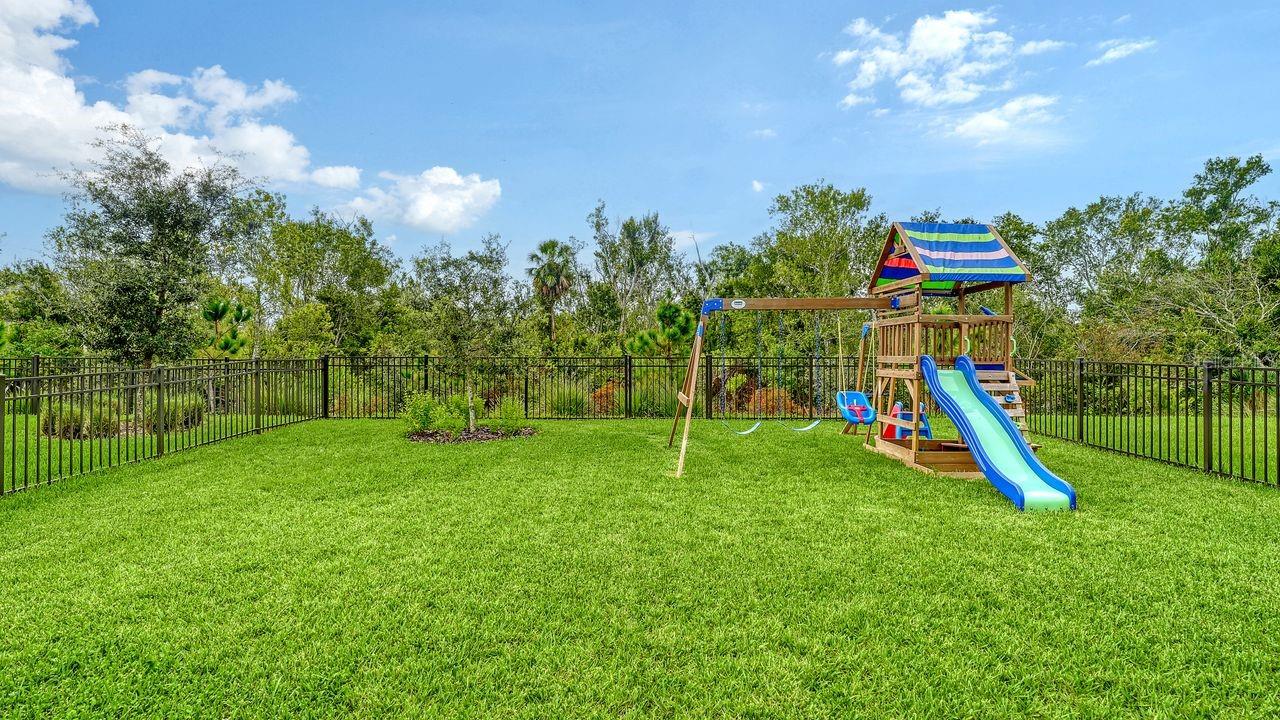 Image 33 of 46 For 8221 Reefbay Cove