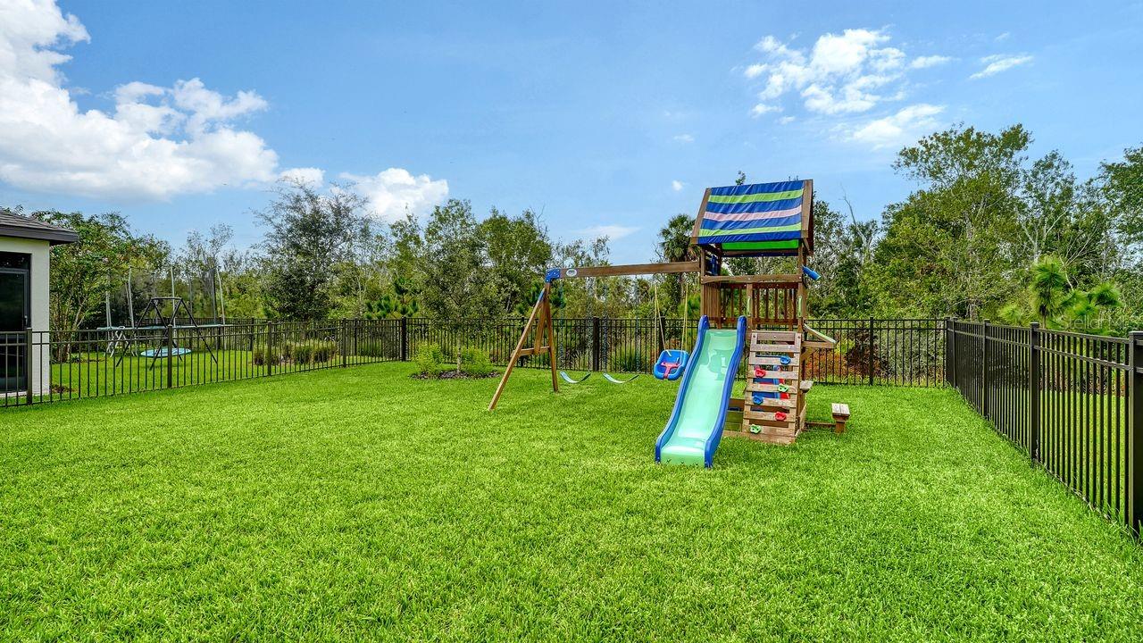 Image 35 of 46 For 8221 Reefbay Cove