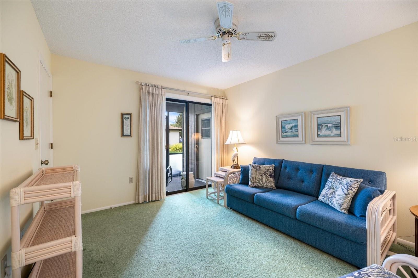 Image 11 of 21 For 462 Oak Hill Circle 5