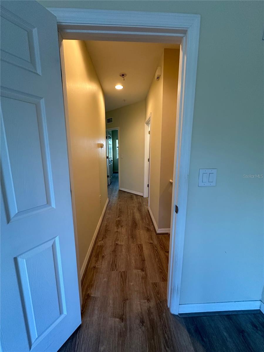Image 12 of 20 For 205 Navigation Circle 205