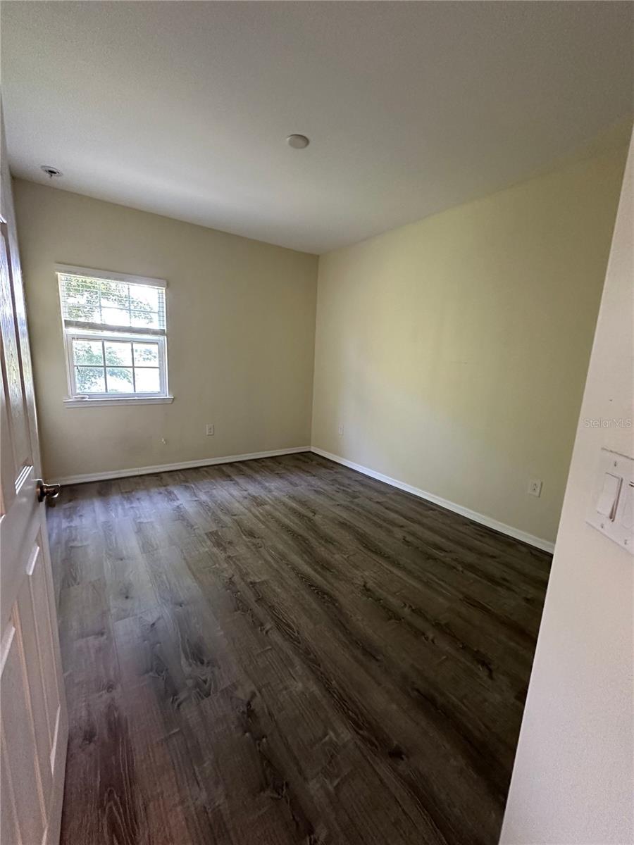 Image 17 of 20 For 205 Navigation Circle 205